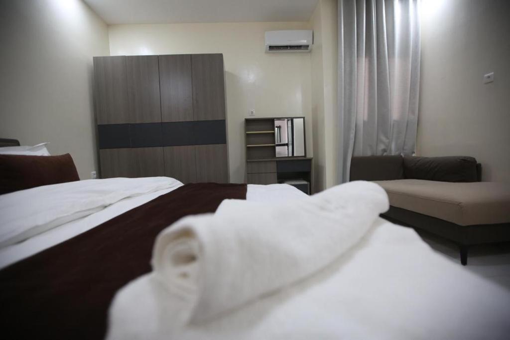 Urban Hotel Нуакшот Экстерьер фото